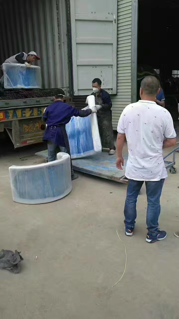 水上滑梯設(shè)備 水上滑梯設(shè)備