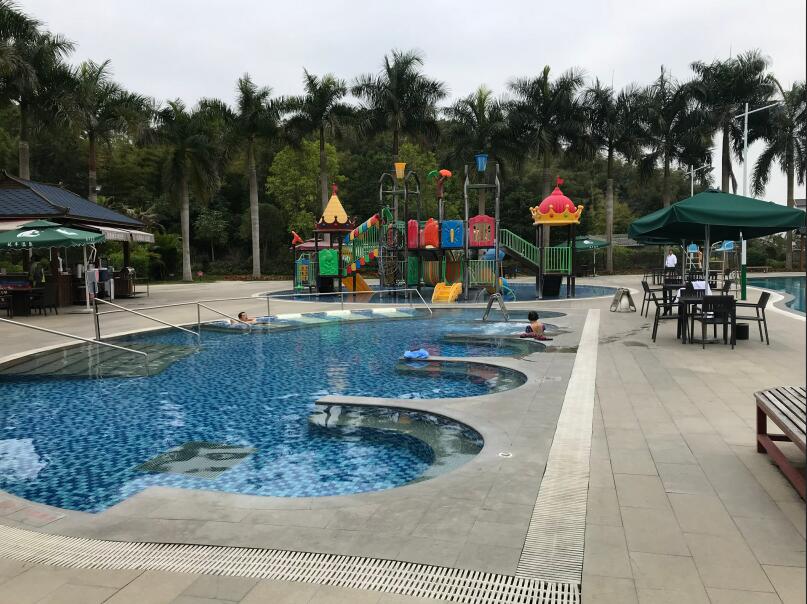 溫泉水上樂園 溫泉水上樂園